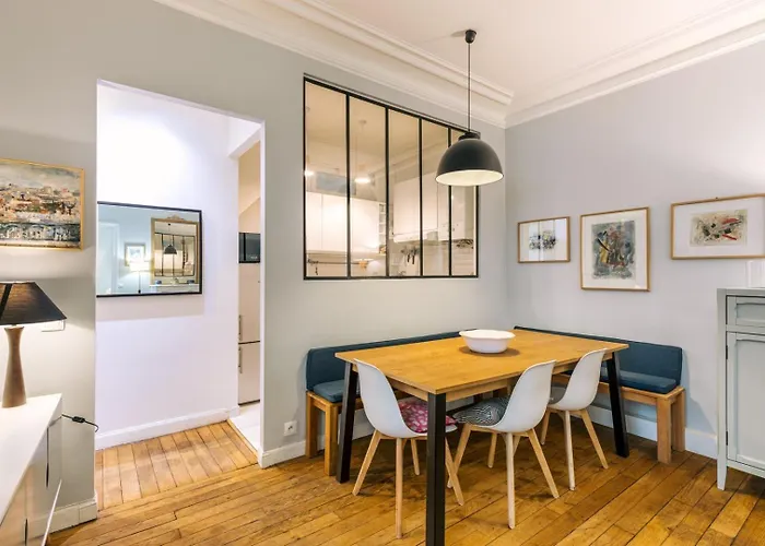 Guestready - Apt Spacieux Et Exquis Dans Le 17Eme